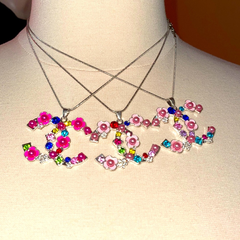 FabulouslyFitted Floral Rhinestone Statement Necklace